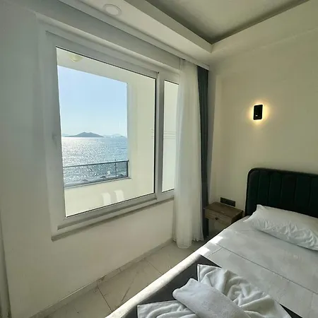 Sea Door Hotel
