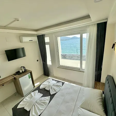 Sea Door Hotel 3*