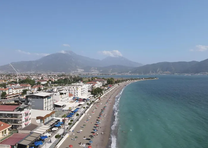 Sea Door Hotell 3*
