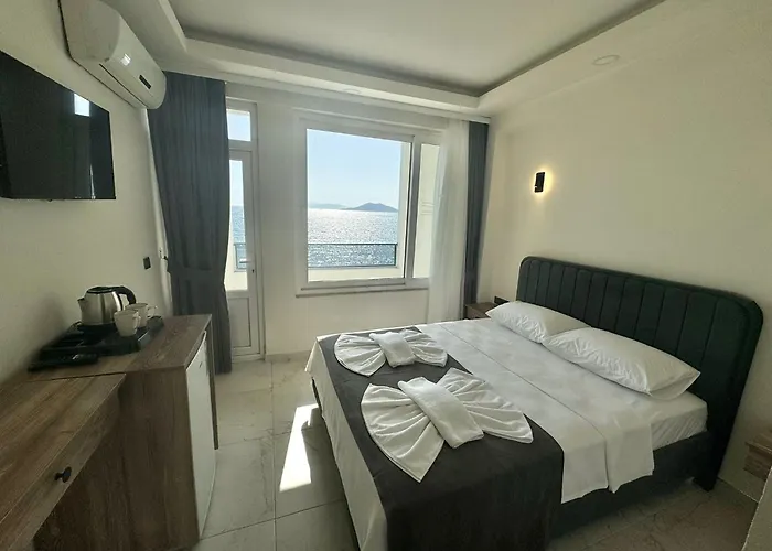 Sea Door 3*
